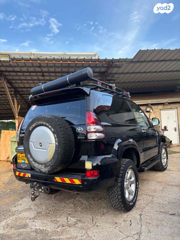 טויוטה לנד קרוזר