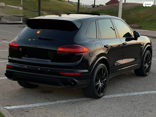 פורשה קאיין