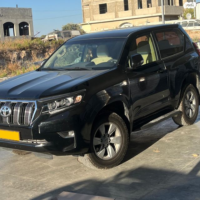 מודעת רכב טויוטה לנד קרוזר