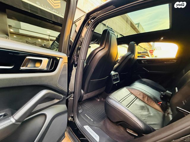 פורשה קאיין