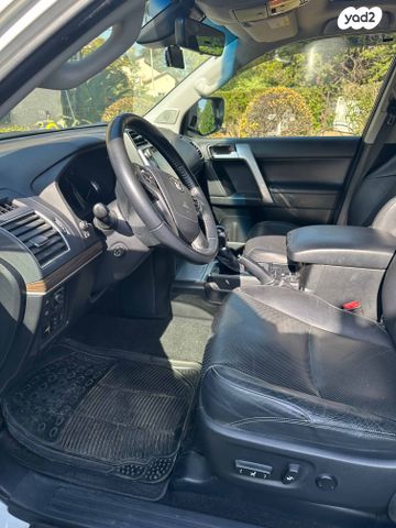 מודעת רכב טויוטה לנד קרוזר