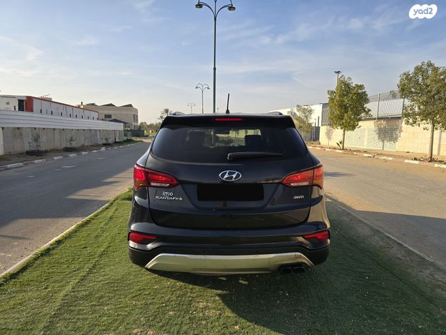 יונדאי סנטה פה