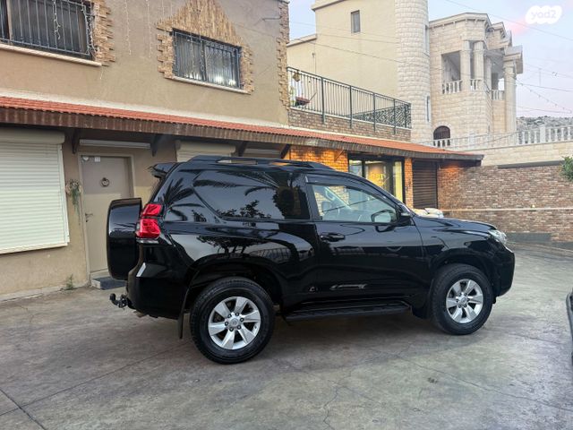 טויוטה לנד קרוזר