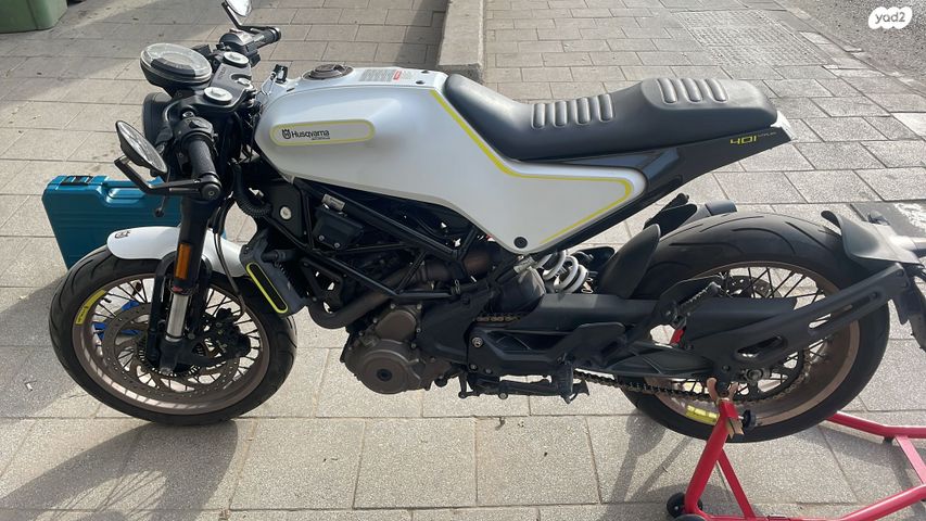 מודעת רכב הוסקוורנה VITPILEN 401