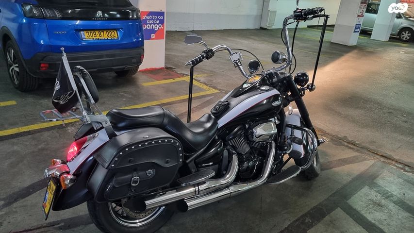 קאוואסאקי VN900 קלאסיק
