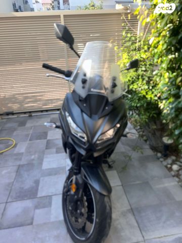 קאוואסאקי Versys 650