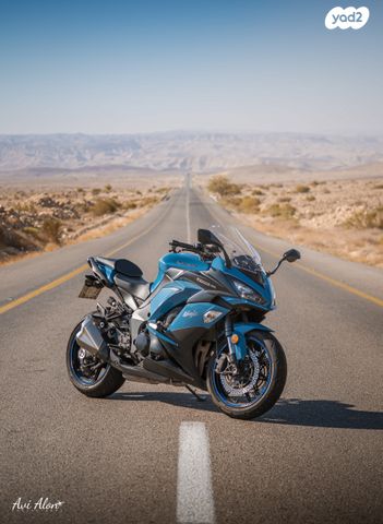 קאוואסאקי Z1000SX