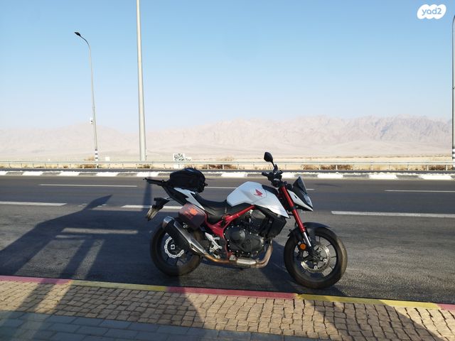 הונדה HORNET 750