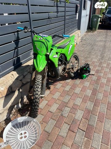 קאוואסאקי KX65