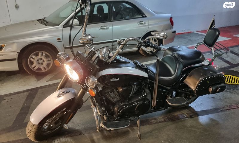 קאוואסאקי VN900 קלאסיק