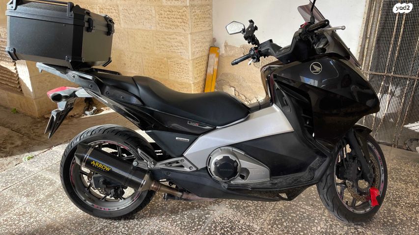 מודעת רכב הונדה אינטגרה 700