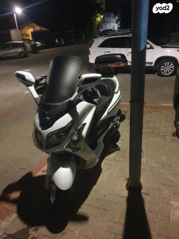 מודעת רכב סאן יאנג ג'וי-מקס 250 XI