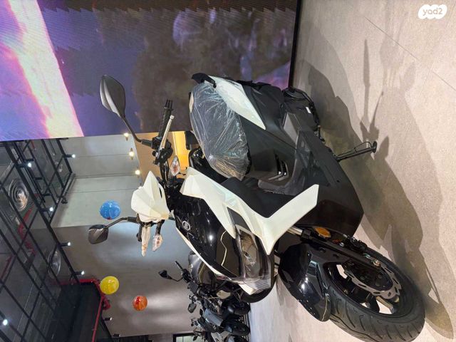 מודעת רכב סאן יאנג Jet 4 RX