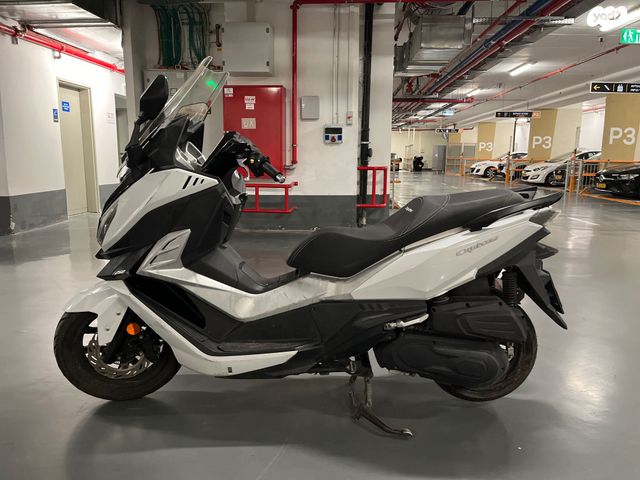 סאן יאנג קרוזים 250