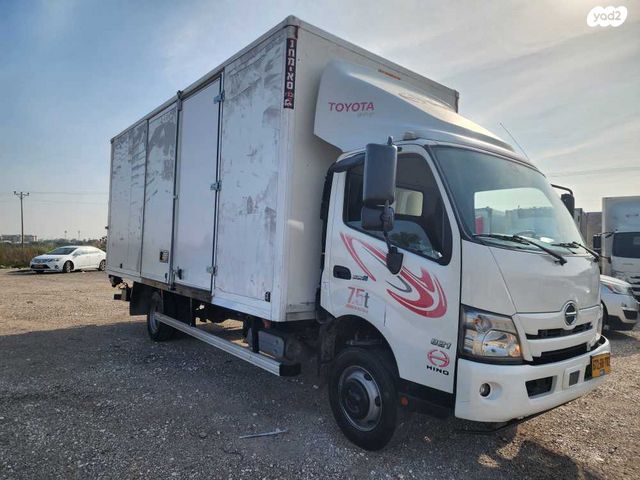 מודעת רכב טויוטה