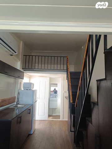 מודעת רכב נגרר (קראוון נגרר)