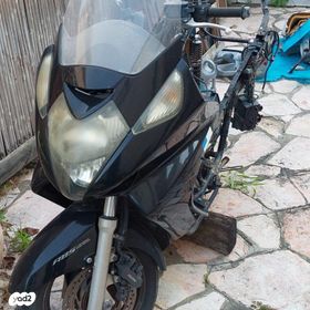 feedItemObj.data.row_1