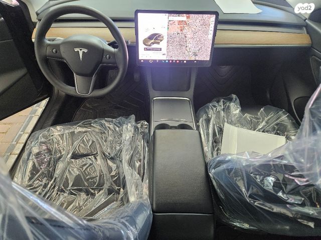 טסלה מודל 3
