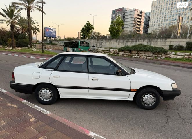 סובארו לגאסי