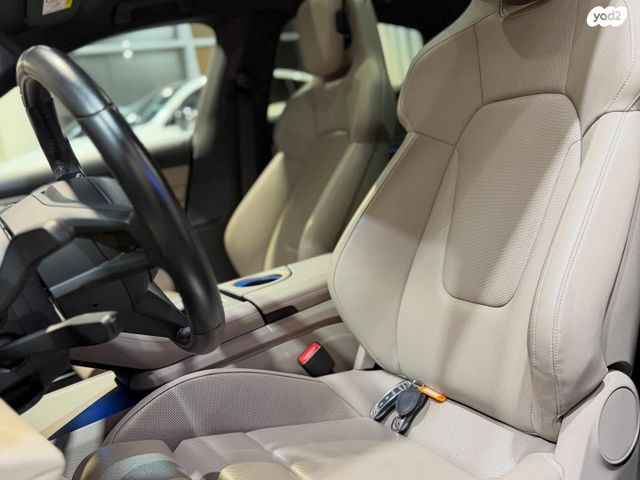 פורשה טייקן