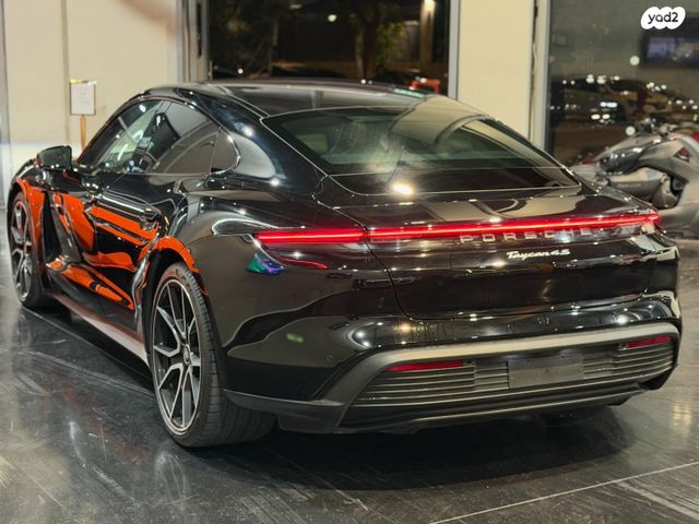 פורשה טייקן
