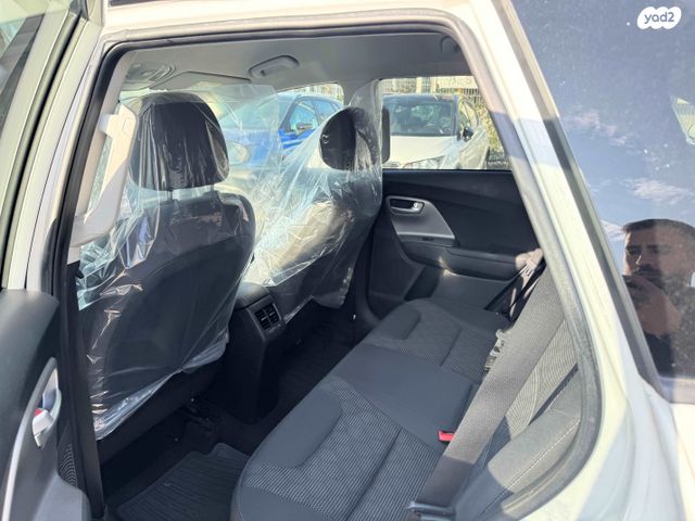 קיה נירו פלוס