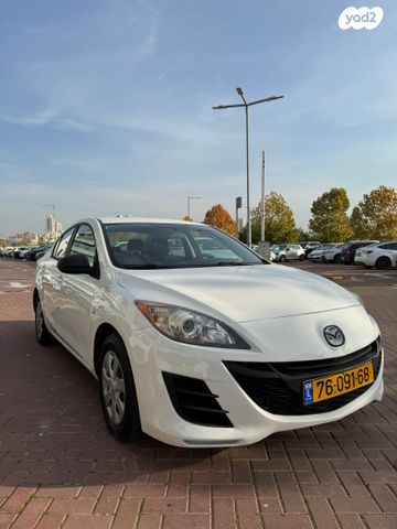 מודעת רכב מאזדה 3