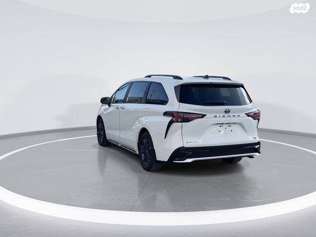 טויוטה סיינה