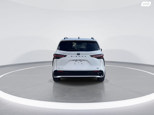 טויוטה סיינה