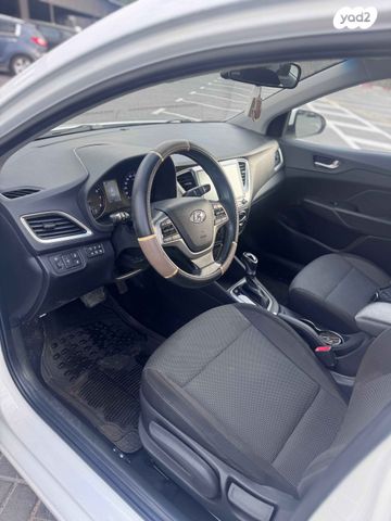 יונדאי אקסנט i25