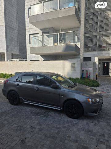 מיצובישי לנסר