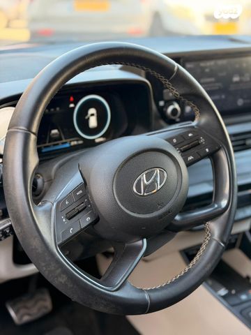 יונדאי באיון