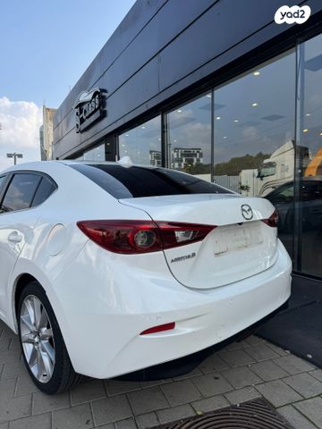 מאזדה 3