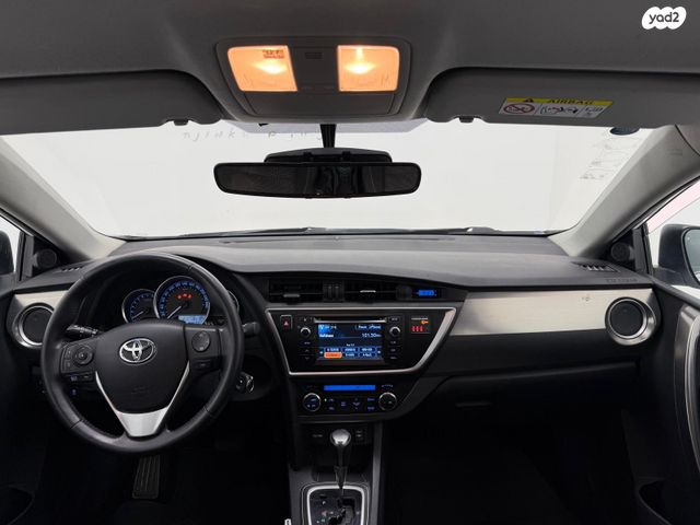 טויוטה אוריס