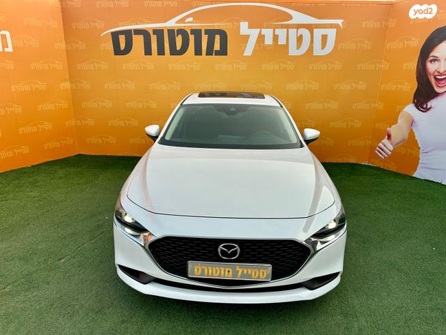 מודעת רכב מאזדה 3