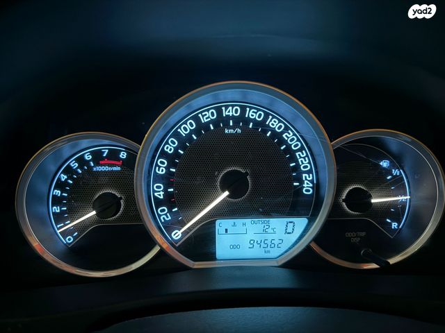 טויוטה אוריס