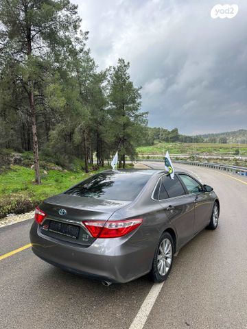 טויוטה קאמרי