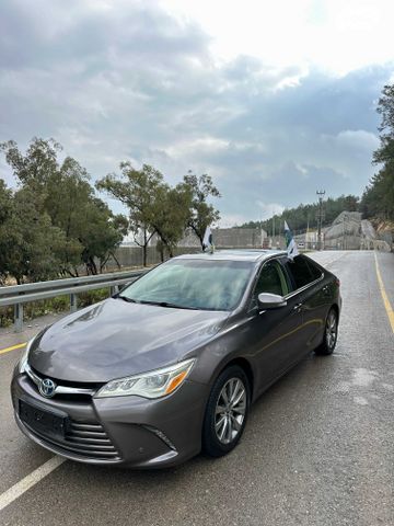 טויוטה קאמרי