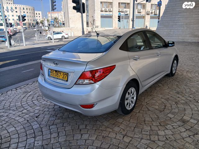 יונדאי אקסנט i25