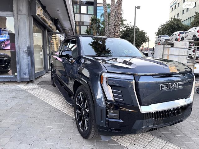 ג'י.אם.סי סיירה EV  