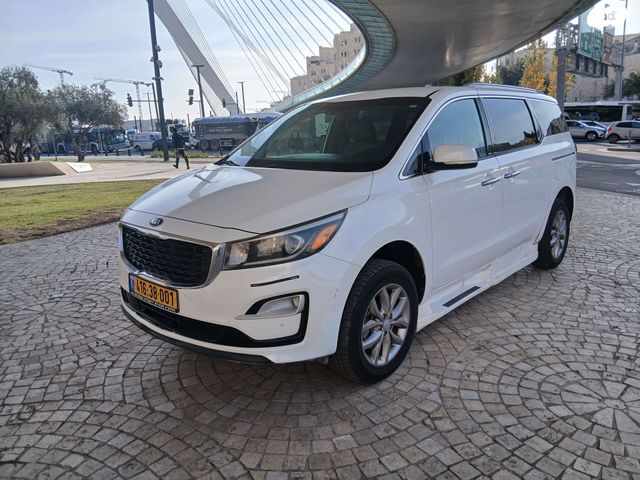 מודעת רכב קיה קרניבל