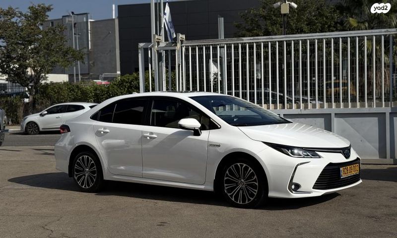 מודעת רכב טויוטה קורולה