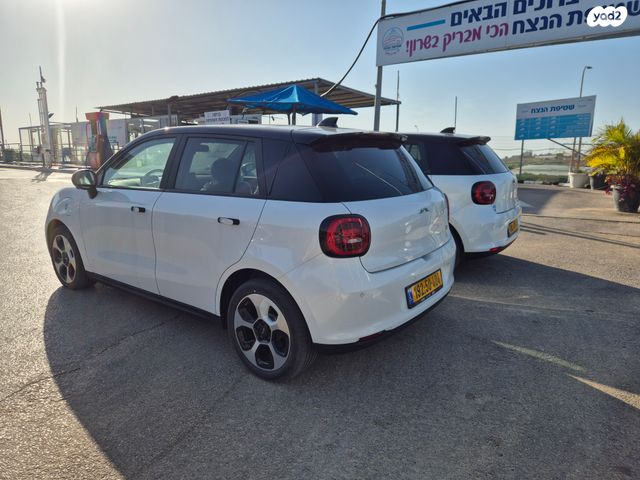 ג׳יי.איי.סי 30