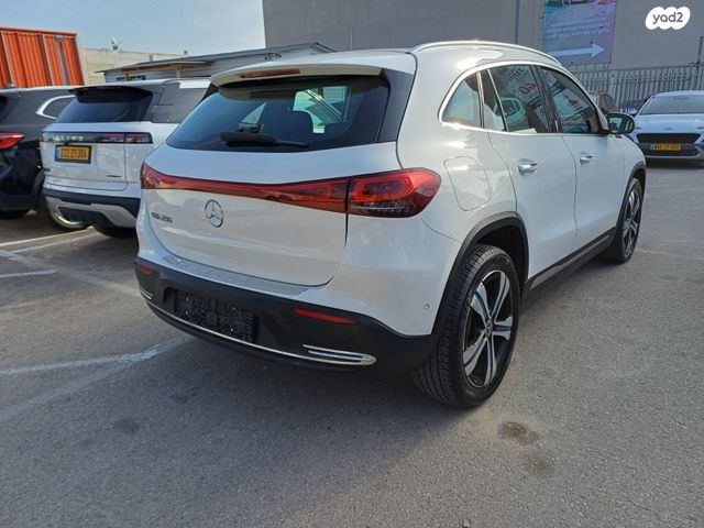 מרצדס-בנץ EQA