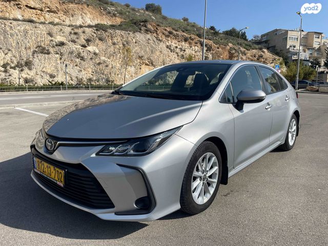 מודעת רכב טויוטה קורולה
