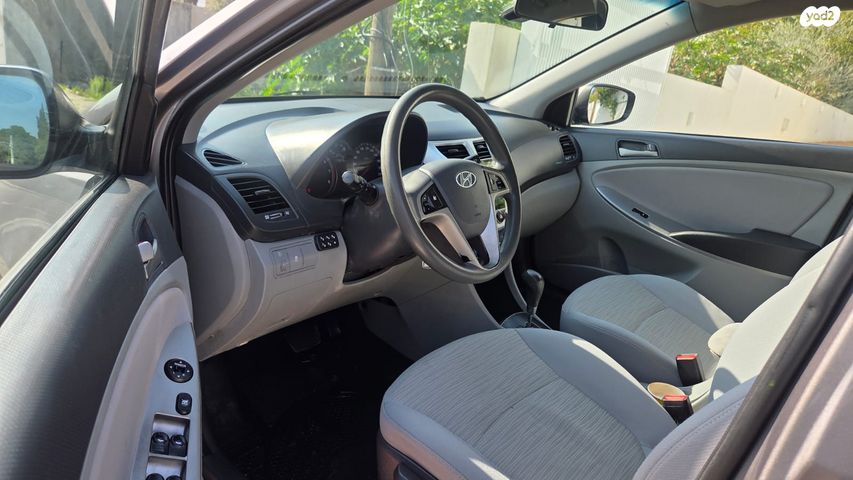 יונדאי אקסנט i25