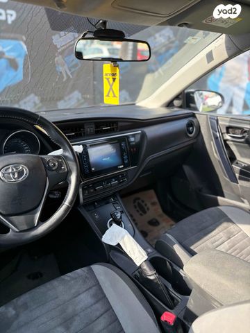 טויוטה אוריס