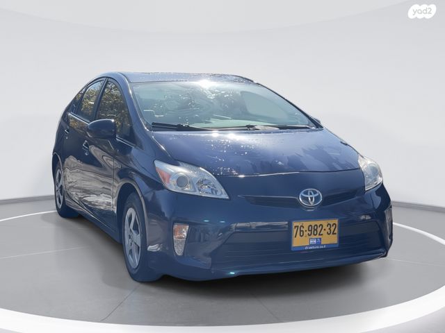 מודעת רכב טויוטה פריוס