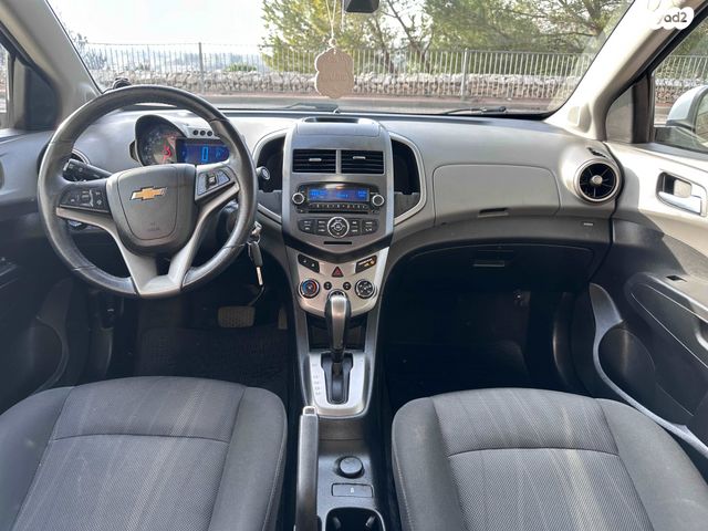 שברולט סוניק