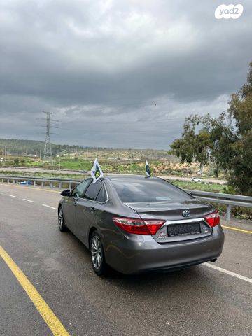 טויוטה קאמרי